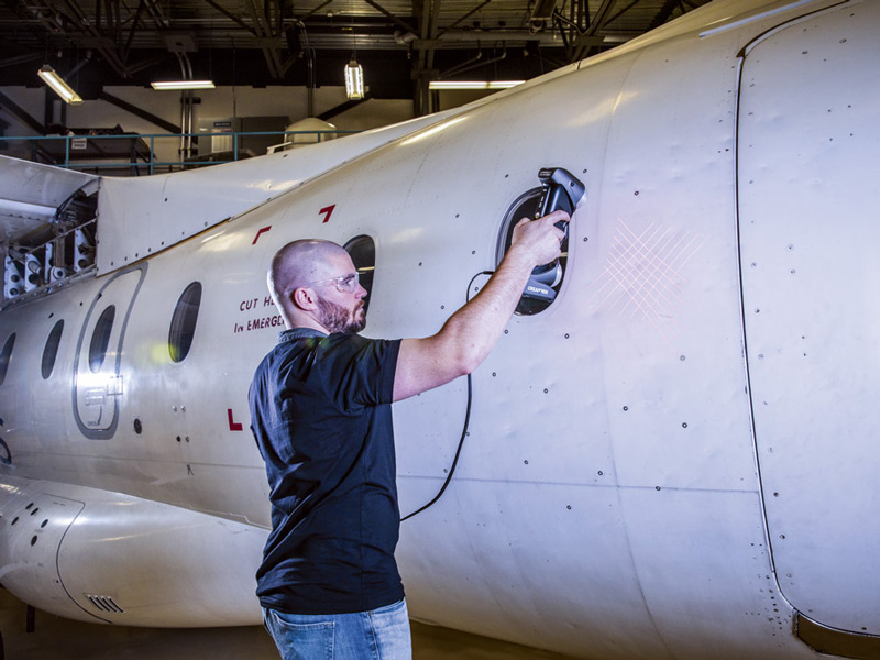 Ispezione delle superfici NDT per il settore MRO aerospaziale